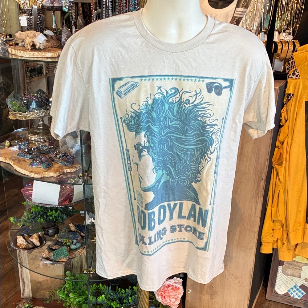 Bob Dylan Rolling Stone Graphic Tee – Vintage Style Rock Band T-Shirt - Picture 2 of 3